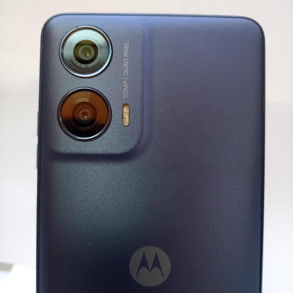 CELULAR MOTOROLA MOTO G24 POWER XT2425-1 (2024) 256 GB 8 GB RAM (SEMINUEVO)