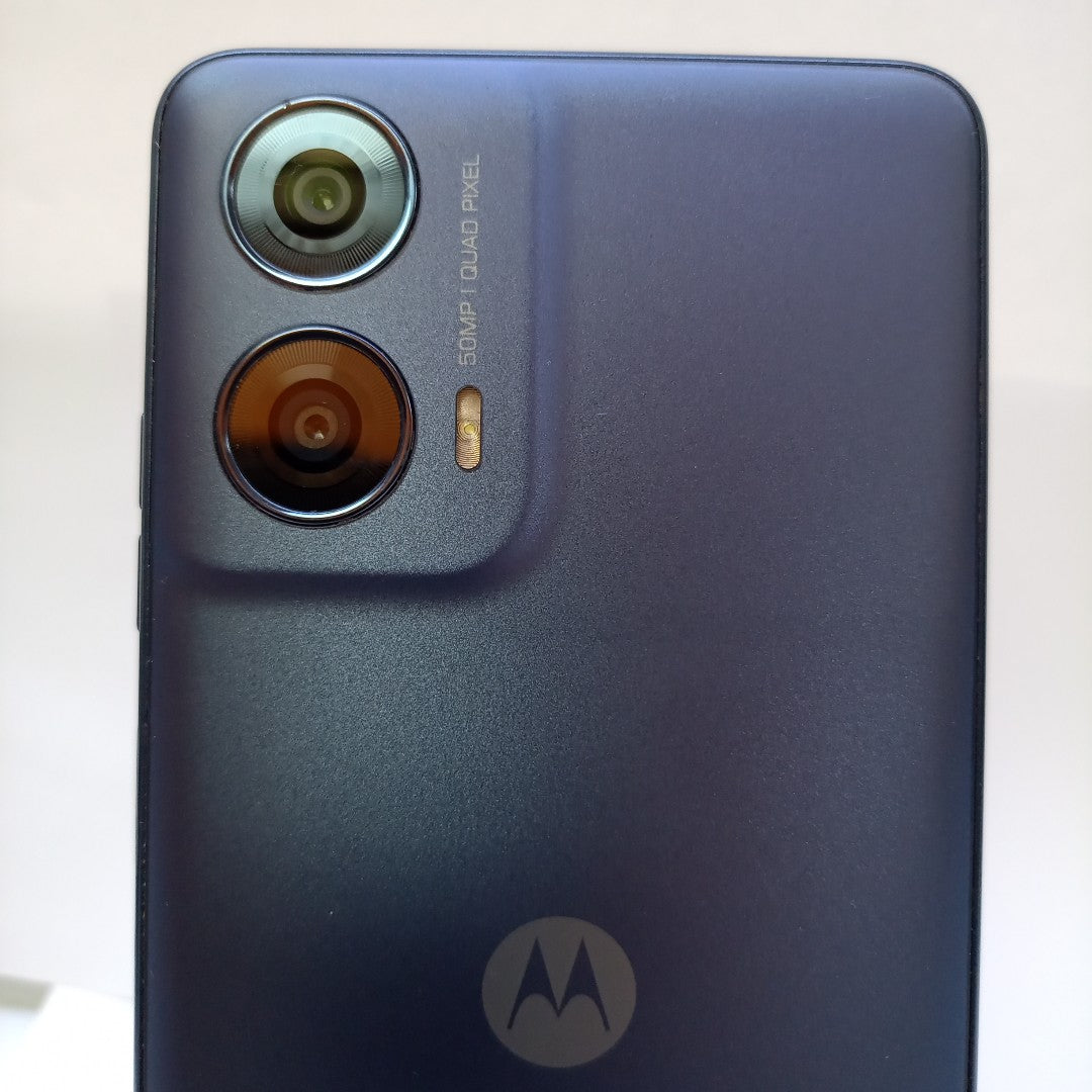 CELULAR MOTOROLA MOTO G24 POWER XT2425-1 (2024) 256 GB 8 GB RAM (SEMINUEVO)