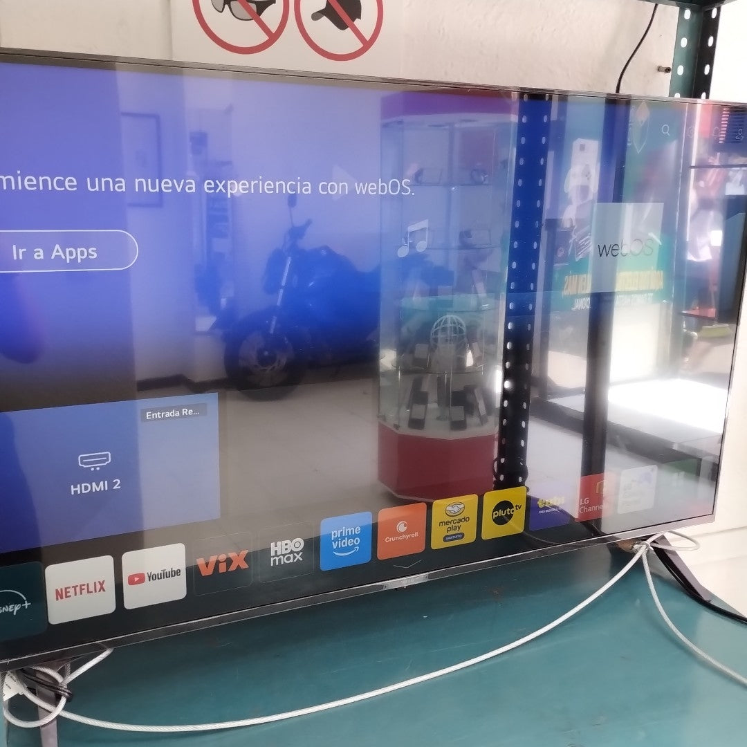 PANTALLA LG 43UP8050PSB (2022) 43" LED 4K (SEMINUEVO)