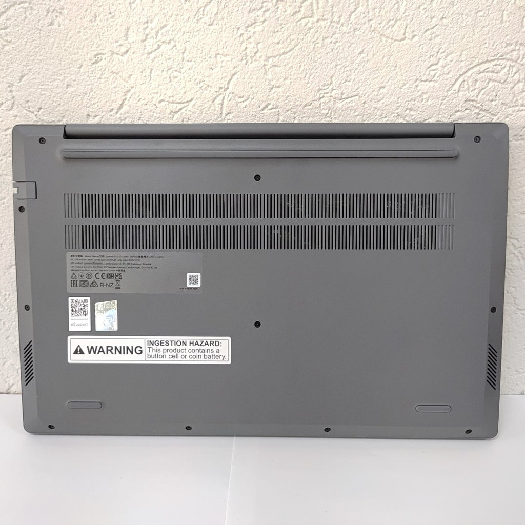 LAPTOP LENOVO V15 G4 AMN (2025) 512 GB SSD 16 GB RAM (SEMINUEVO)