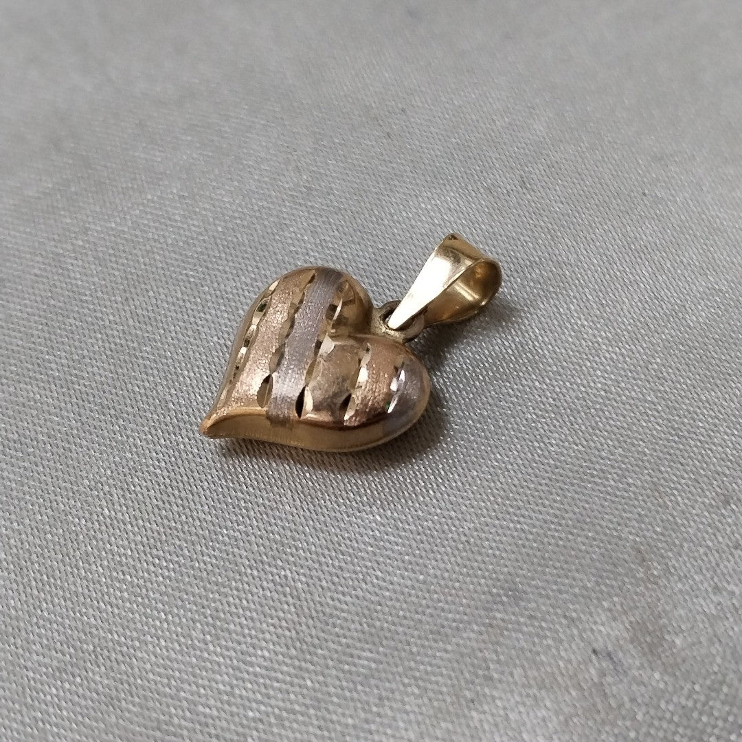 DIJE ORO 10 K 0.6 GRMS (SEMINUEVO)