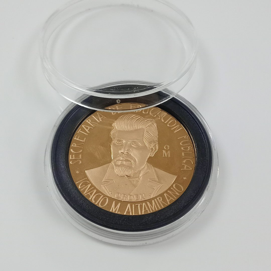MEDALLA CONMEMORATIVA ORO 21 K 41,90 GRMS (SEMINUEVO)