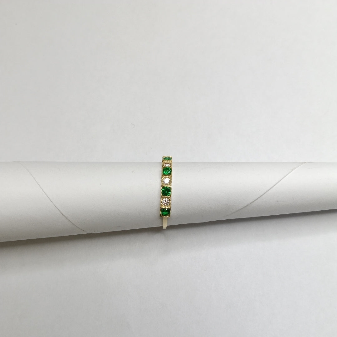 ANILLOS TEJIDO ANILLITO C CIRCONIAS Y PIEDRAS VERDES 14K 8.5 1.5 GR (NUEVO)