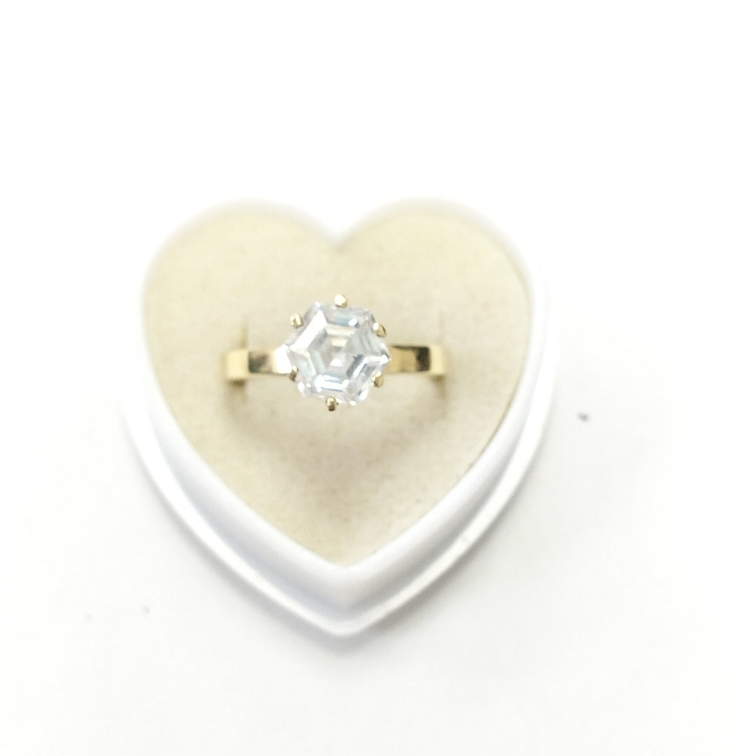 ANILLO, SOLITARIO ORO 14 K 4.3 GRMS (SEMINUEVO)