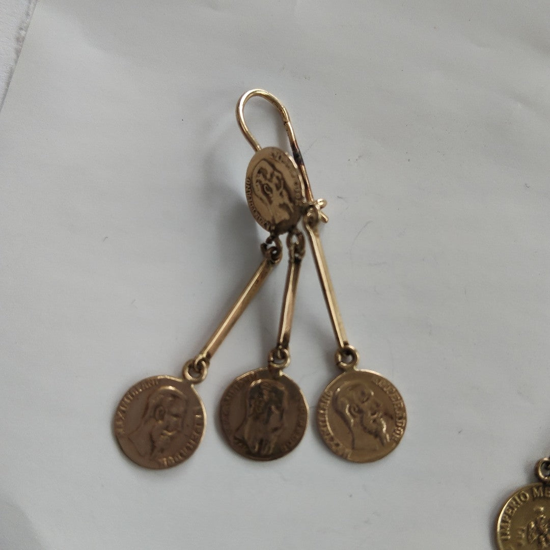 K1 5.2 GRMS 12 K IDENTIFICACIÓN ARETES PAR MATERIALES ORO CANTIDAD DE PI (SEMINUEVO)