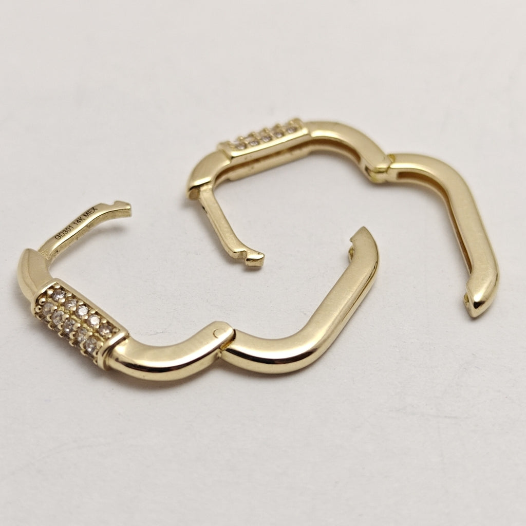 ARETES HUGGIES OVALADA C CIRCONIAS 14K 2.5 GR (NUEVO)