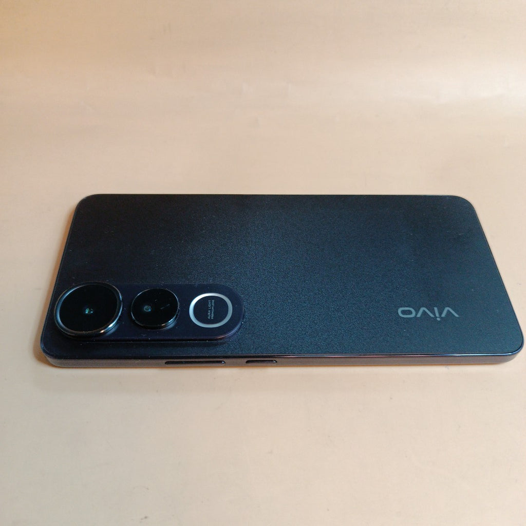 CELULAR VIVO V50 LITE 5G V2440 (2025) 256 GB 12 GB RAM (SEMINUEVO)