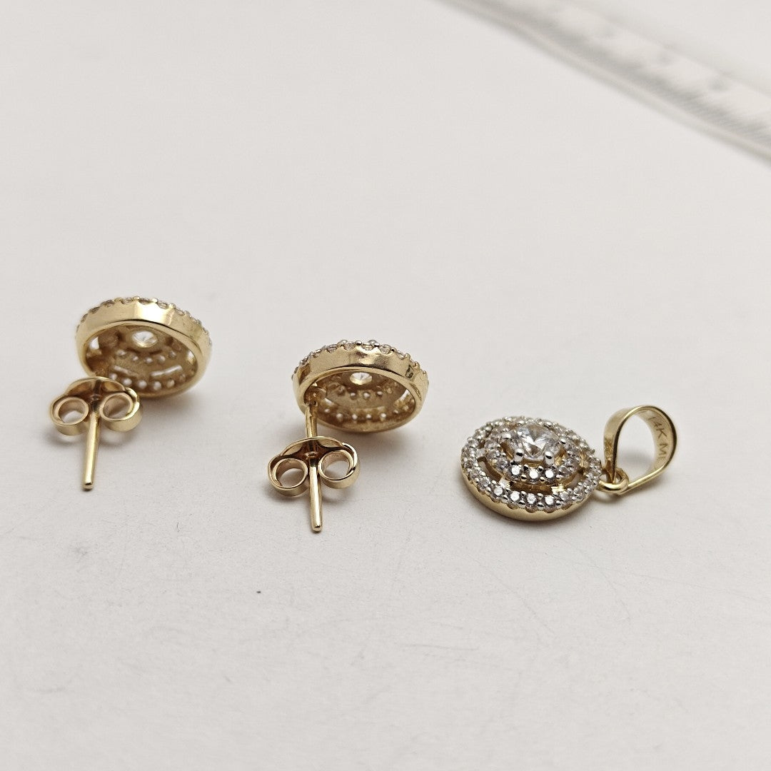 BROQUELES MEDIO ADEREZO BROQUELES Y DIJE C CIRCONIAS 14K 4.2 GR (NUEVO)