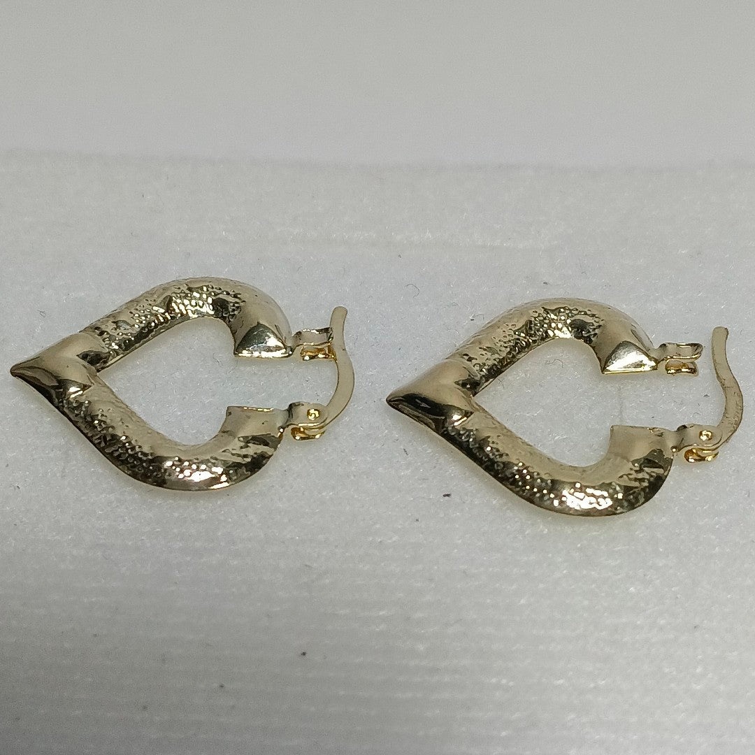 ARETES ARRACADAS 14K 1.8 GR (NUEVO)