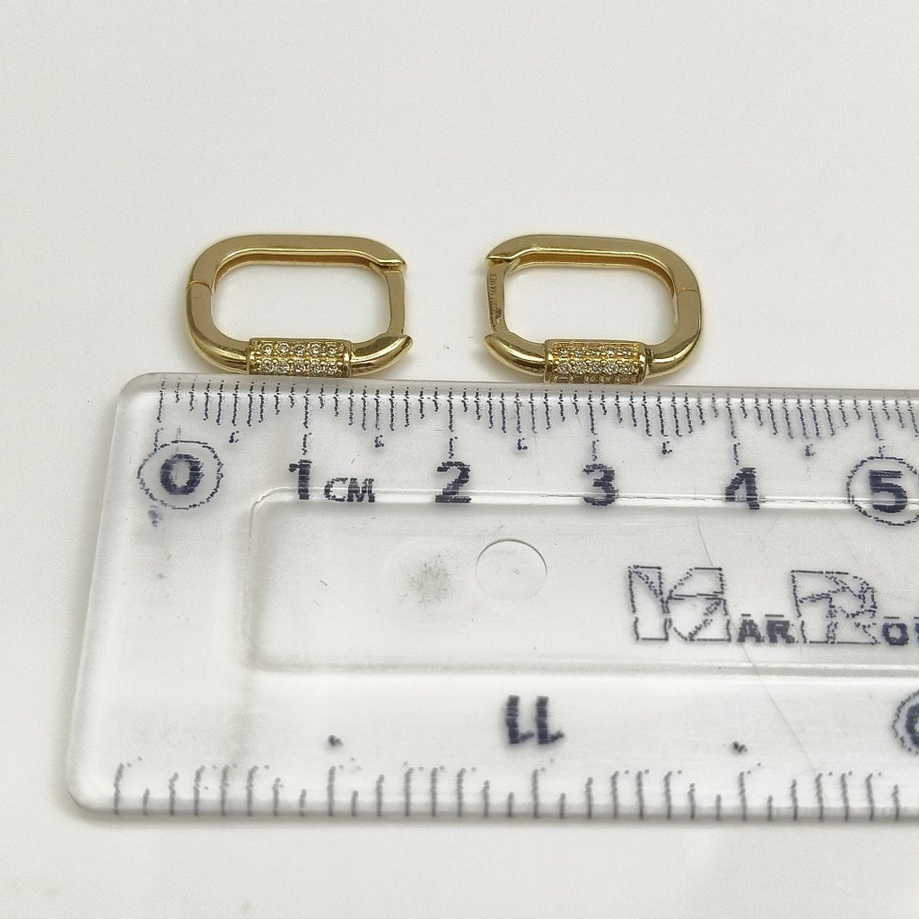 ARETES HUGGIES OVALADA C CIRCONIAS 14K 2.4 GR (NUEVO)