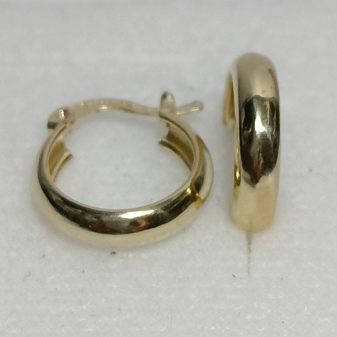 ARETES TEJIDO ARRACADAS LISAS 14K 2.2 GR (NUEVO)