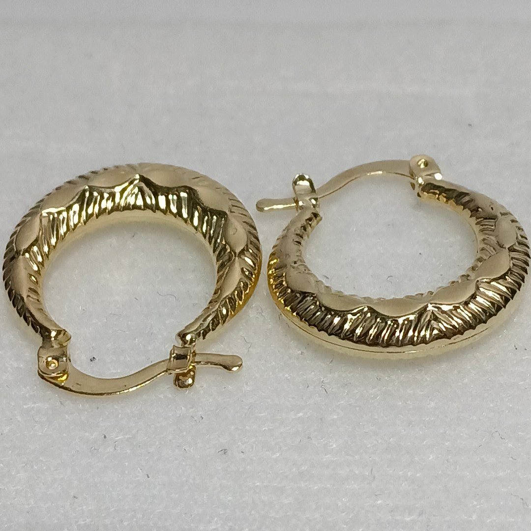 ARETES ARRACADAS HUECAS 14K 1.8 GR (NUEVO)