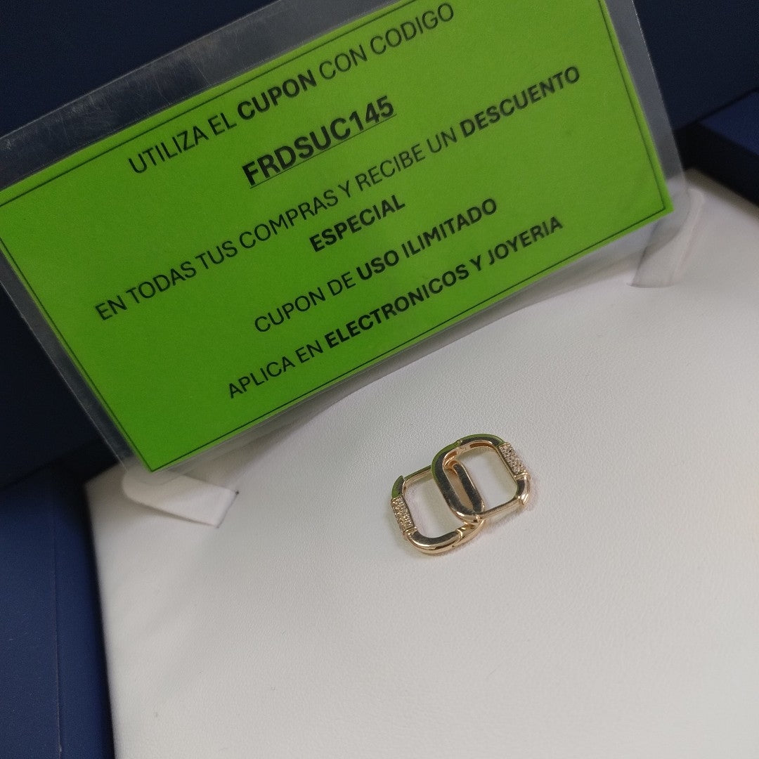 ARETES HUGGIES OVALADA C CIRCONIAS 14K 2.4 GR (NUEVO)