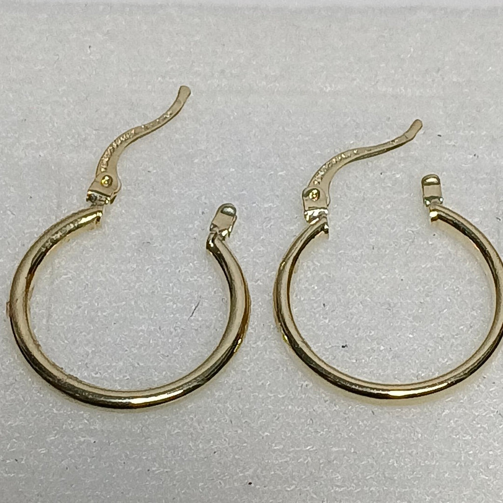 ARETES TEJIDO ARRACADAS LISAS 14K 1.1 GR (NUEVO)