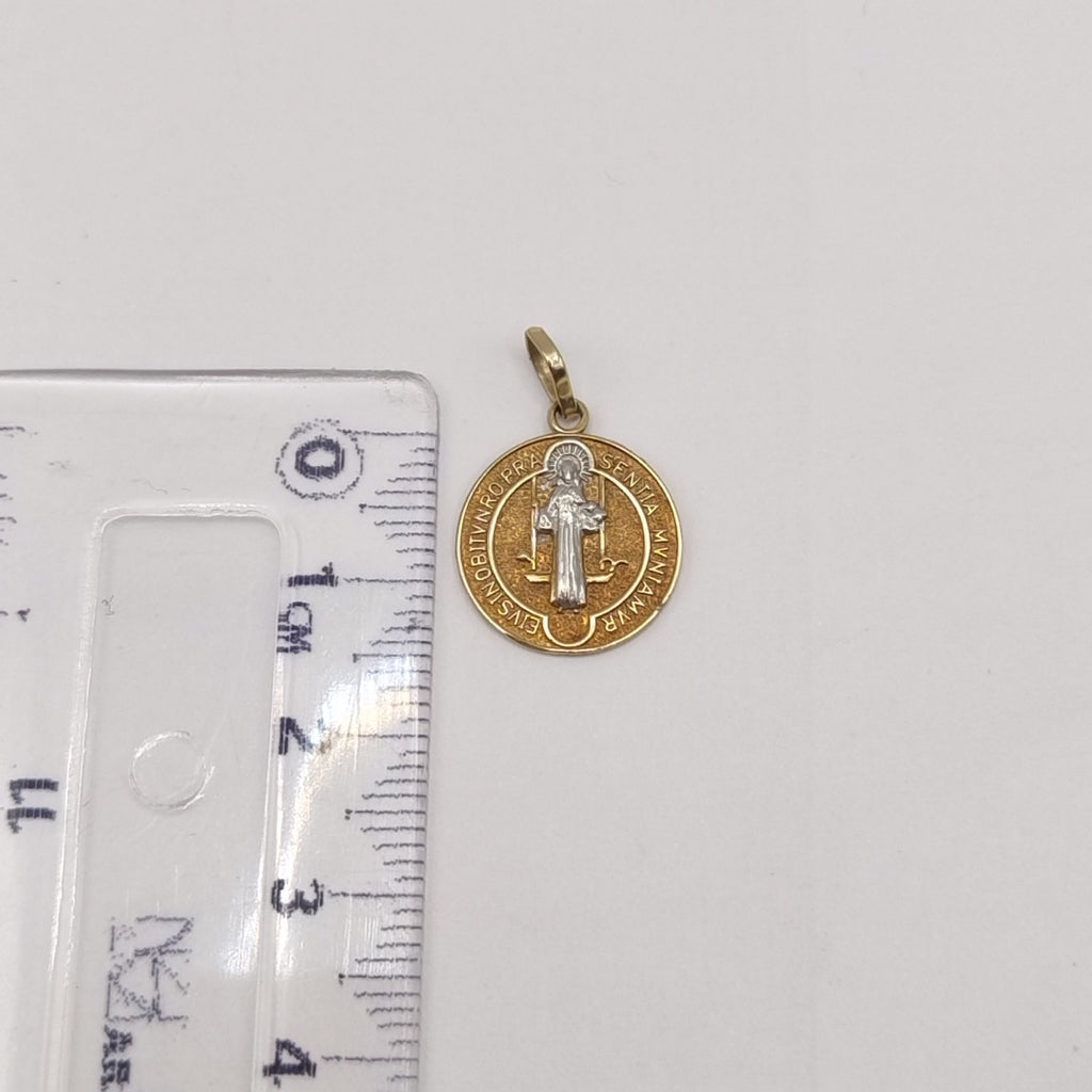 MEDALLA RELIGIOSA ORO 10 K 1.3 GRMS (SEMINUEVO)
