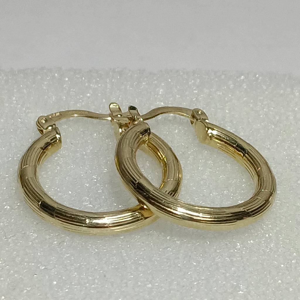ARETES ARRACADAS 14K 2.7 GR (NUEVO)