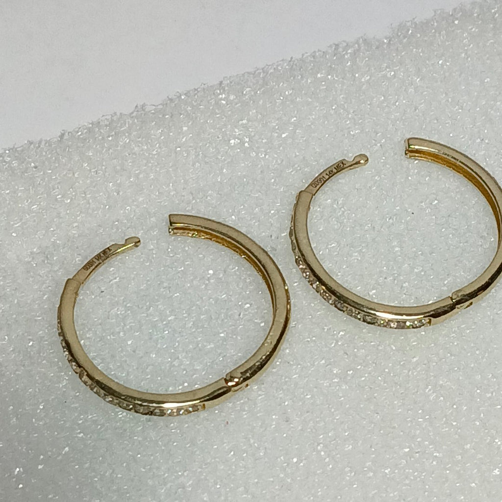 ARETES ARRACADAS C CIRCONIAS 14K 1.9 GR (NUEVO)