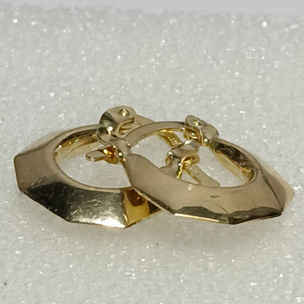 ARETES TEJIDO ARRACADA FACETADA 14K 1.3 GR (NUEVO)