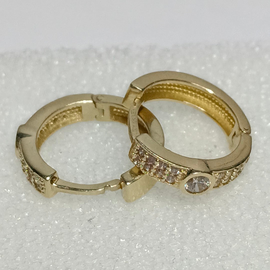ARETES ARRACADAS C CIRCONIAS 10K 2.6 GR (NUEVO)