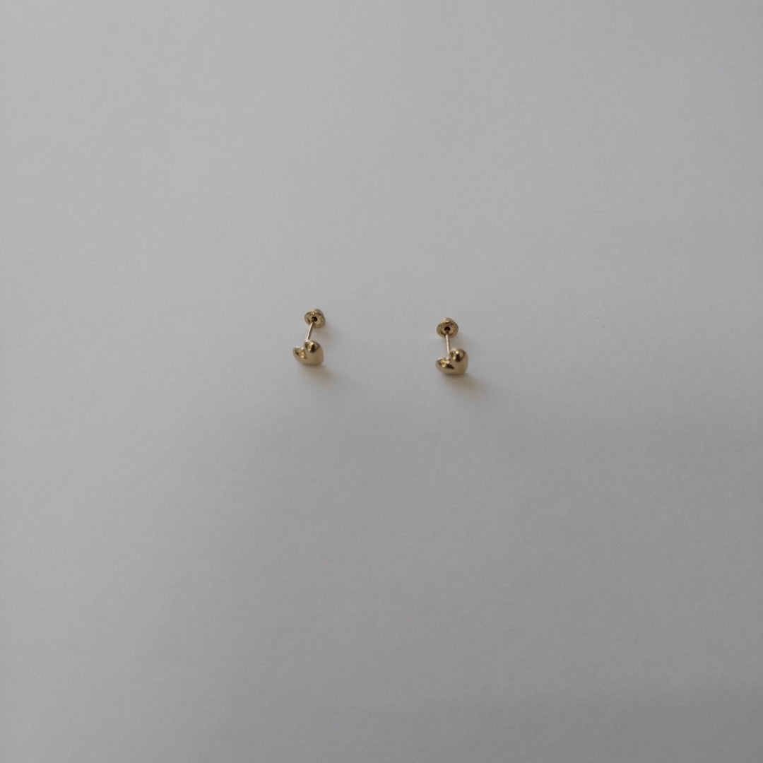 BROQUELES BROQUEL FIG CORAZON LISO 14K 0.1987 GR (NUEVO)