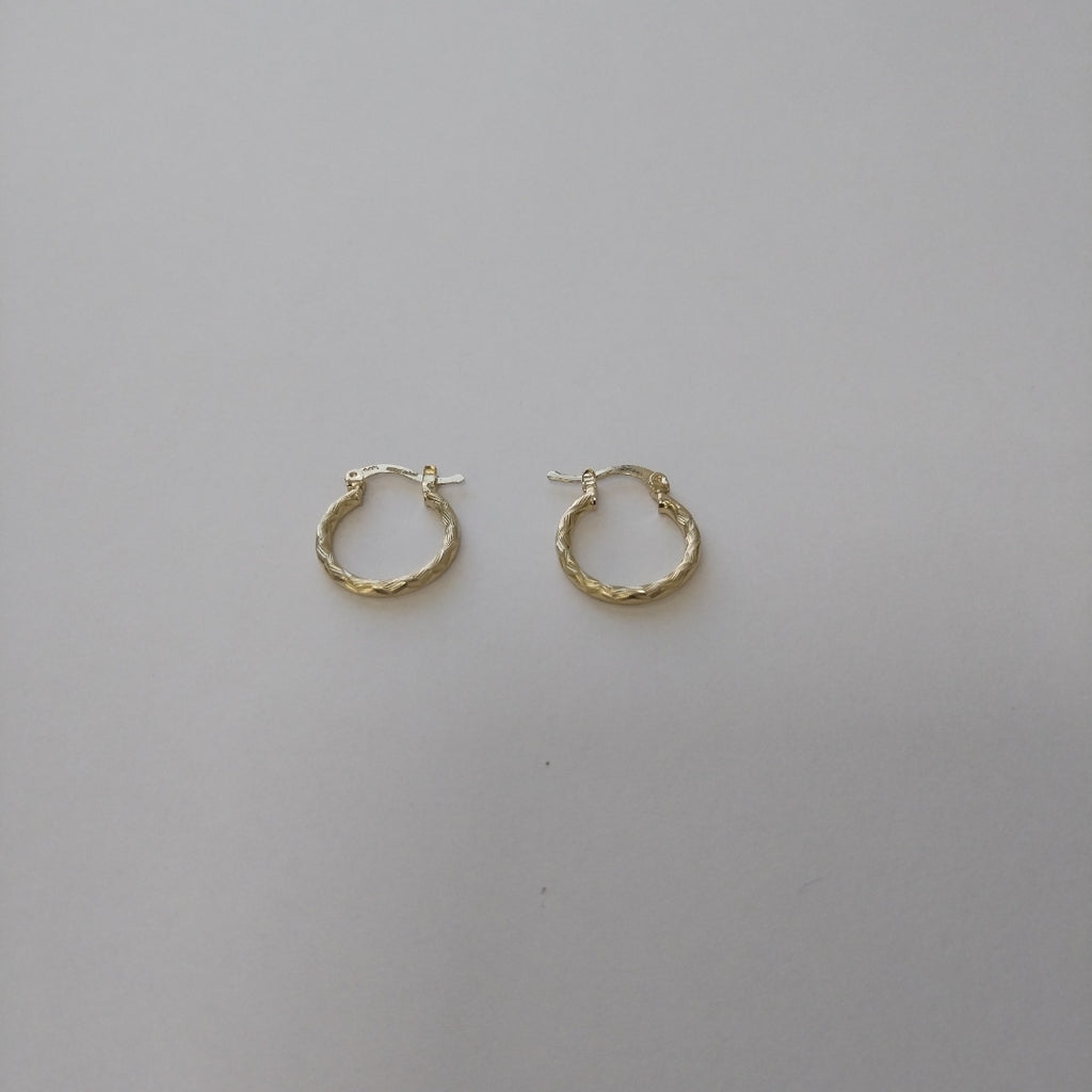ARETES ARRACADAS TRENZADAS 14K 18 1.6 GR (NUEVO)