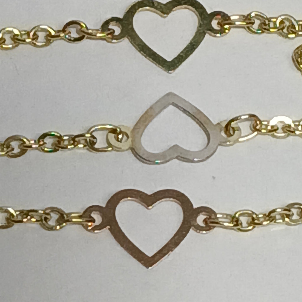 PULSERA ESPECIAL CON CORAZONES 14K 18 CM 1.2 GR (NUEVO)