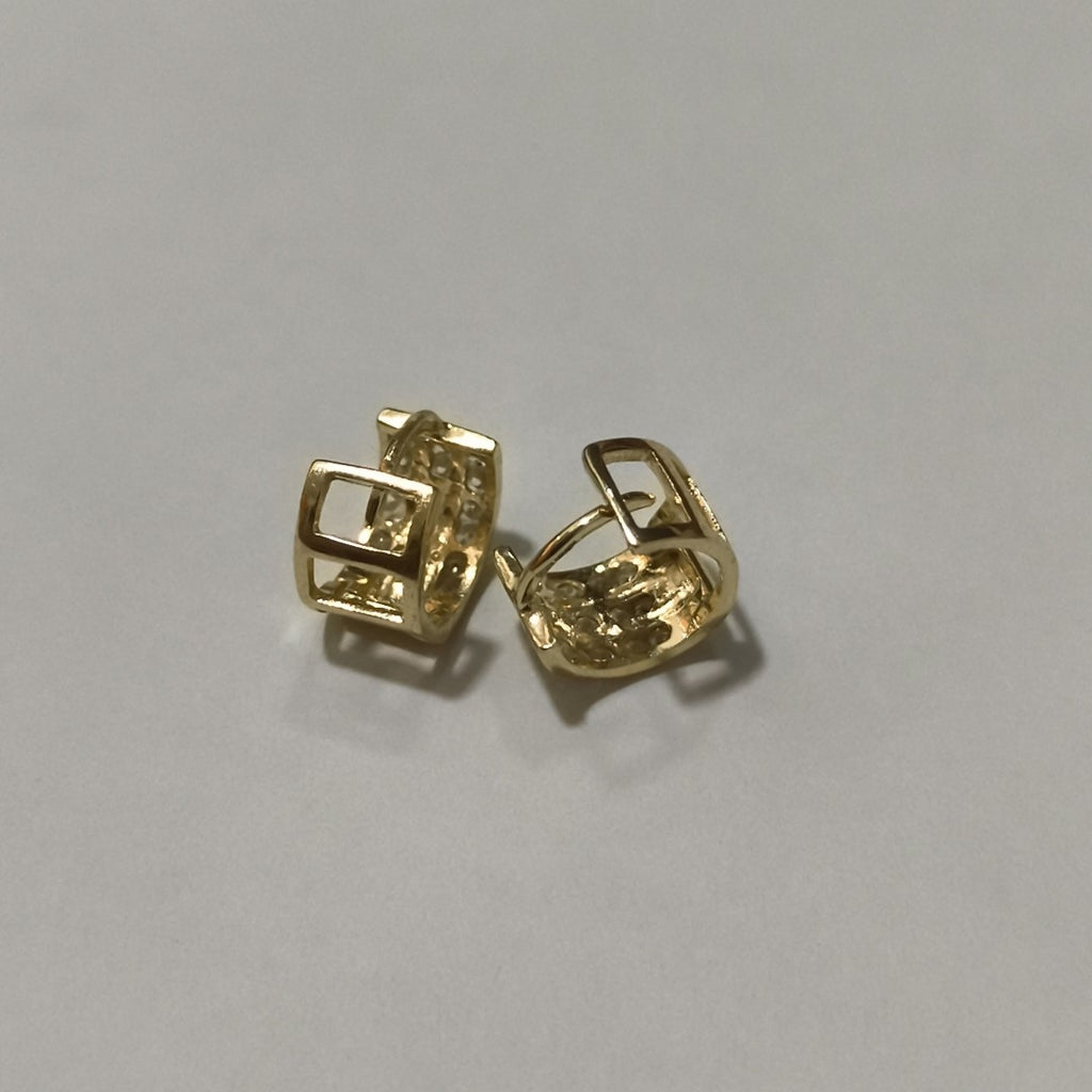 ARETES HUGGIES C CIRCONIA 14K 2.2 GR (NUEVO)