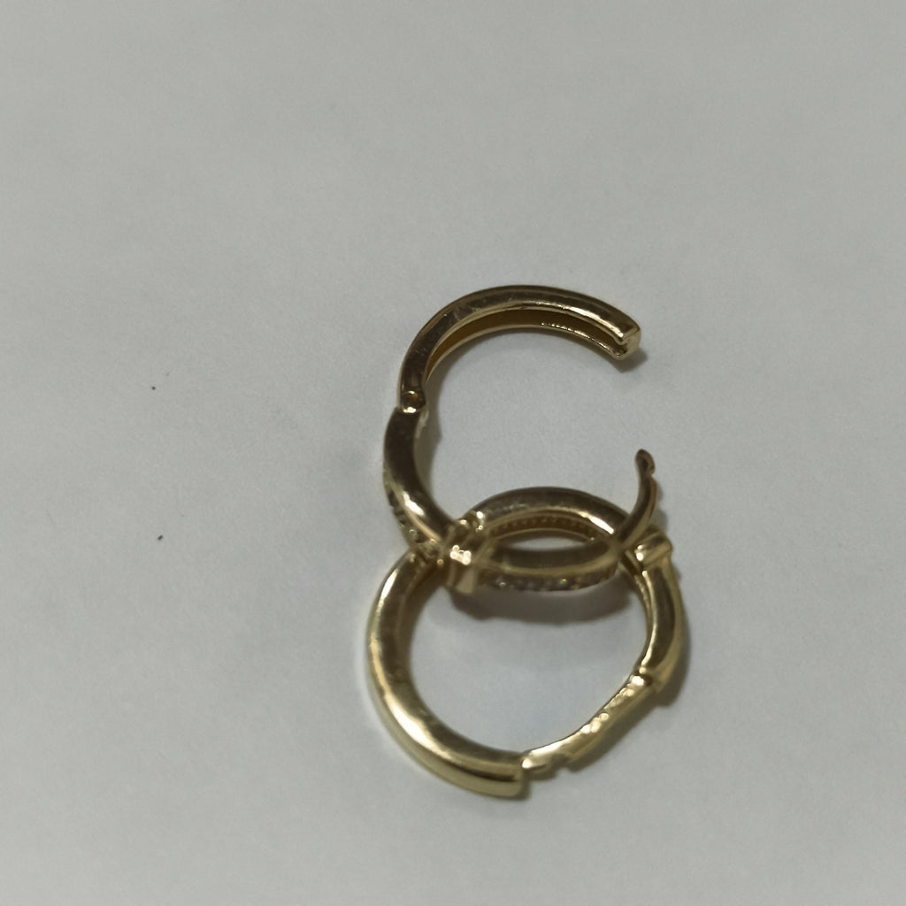 ARETES HUGGIES C CIRCONIA 14K 1.8 GR (NUEVO)