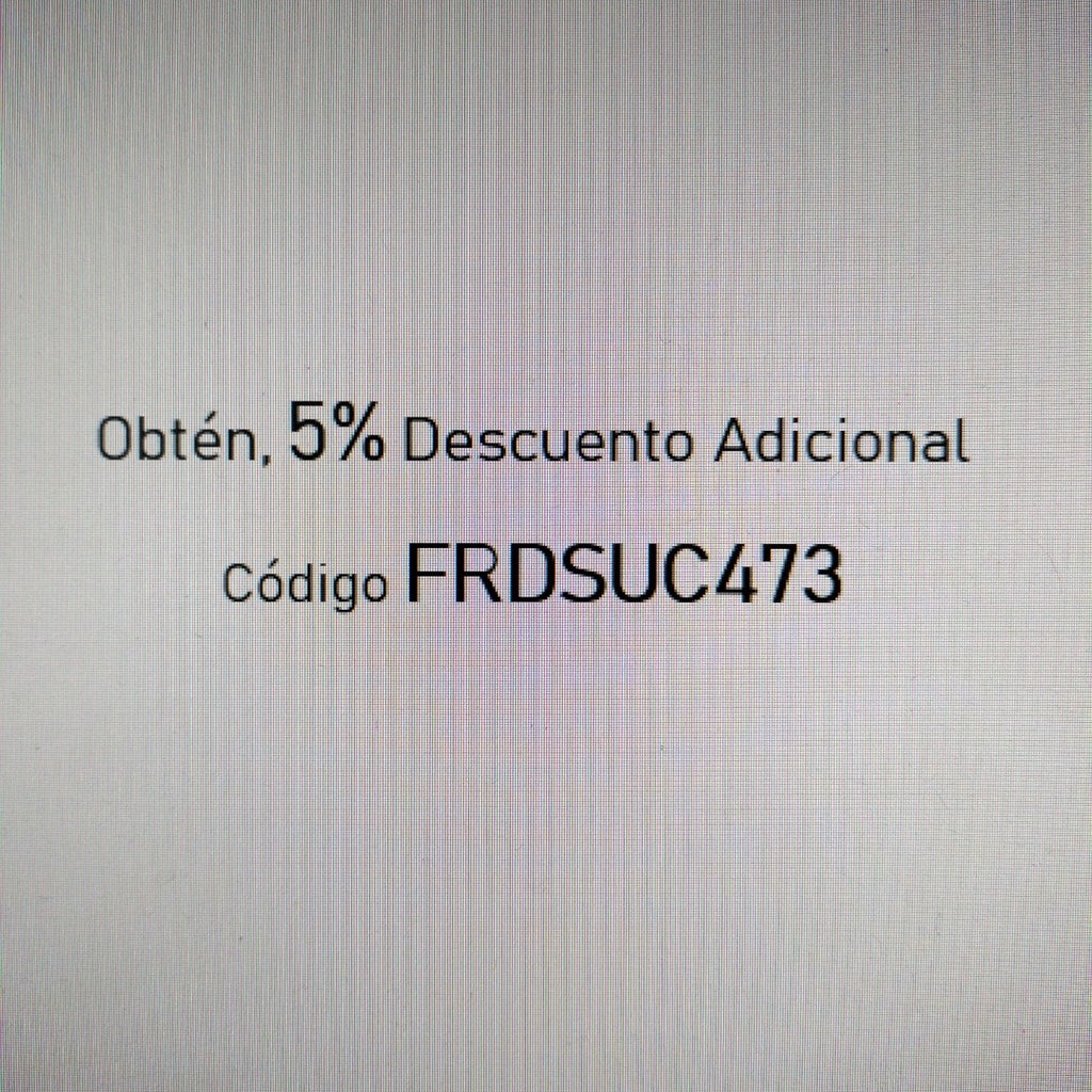 DIJE TEJIDO NIÑA CON CIRCONIAS 14K 0.9 GR (NUEVO)