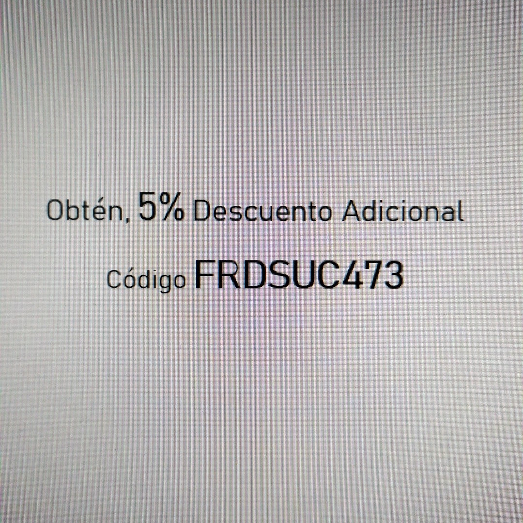 DIJE TEJIDO NIÑA CON CIRCONIAS 14K 0.9 GR (NUEVO)