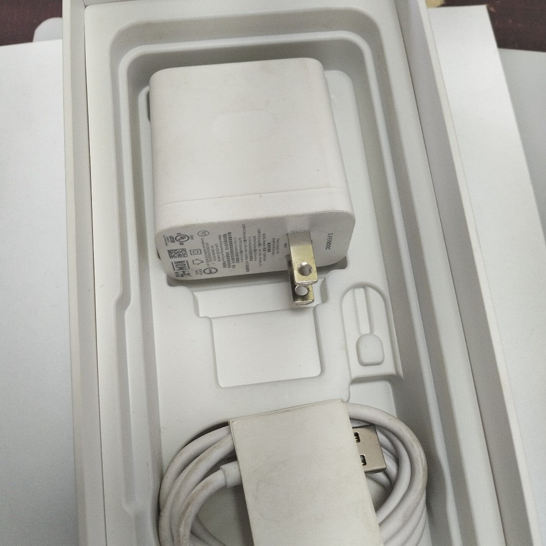 CELULAR OPPO A6 PRO CPH2781 (2025) 256 GB 8 GB RAM (SEMINUEVO)