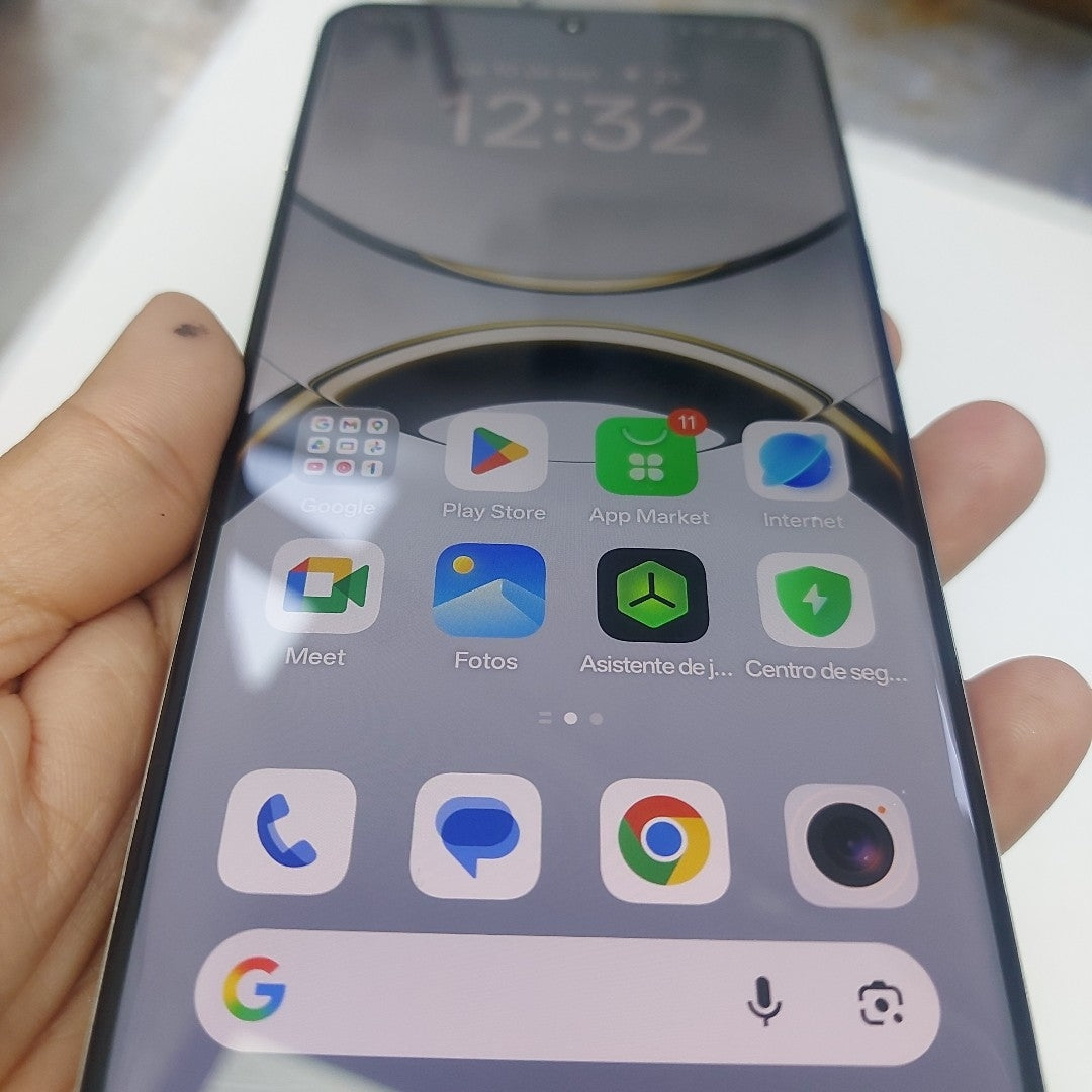 CELULAR OPPO FIND X8 PRO CPH2659 512 GB 16 GB RAM (SEMINUEVO)