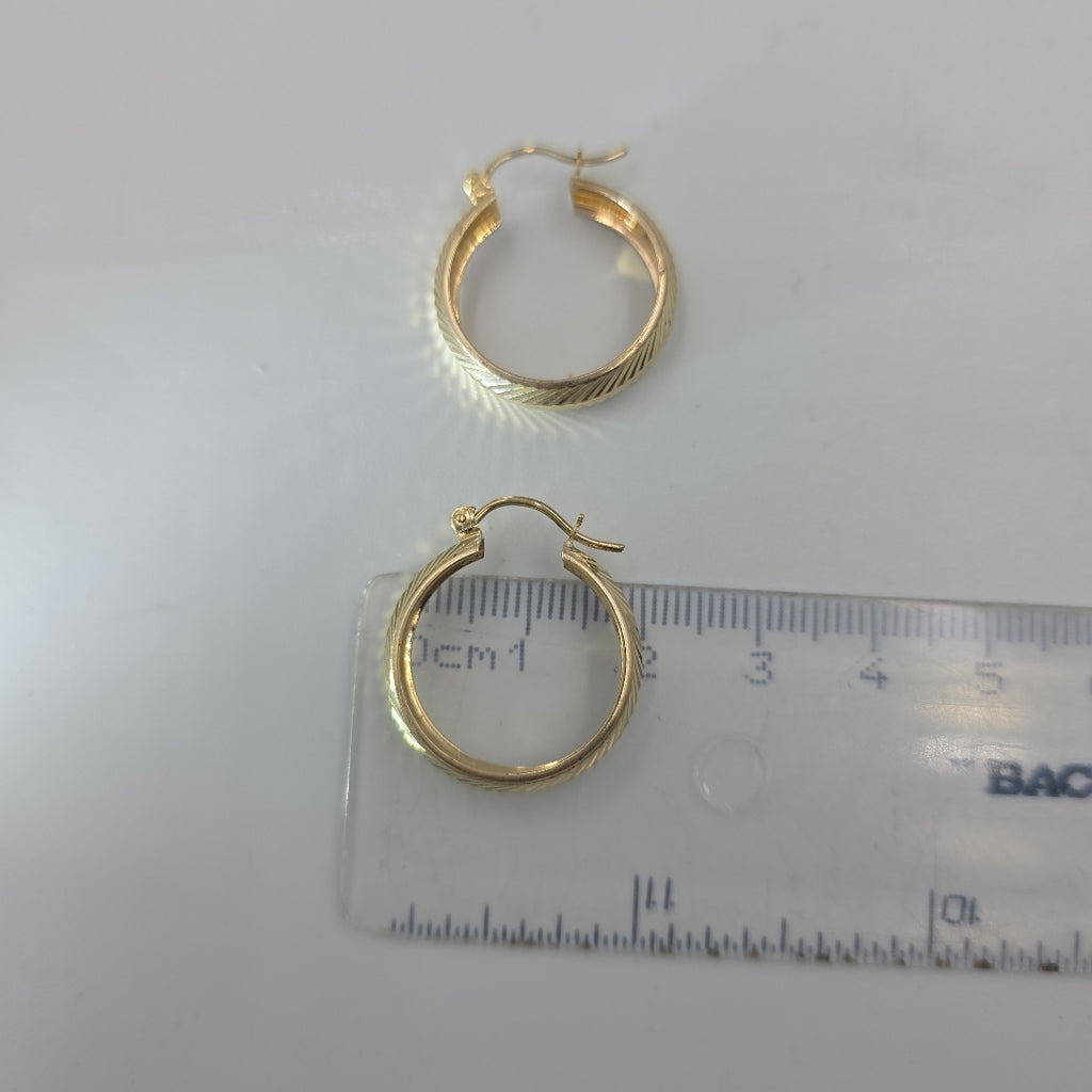 ARETES ARRACADAS LABRADAS 10K 2.8 GR (NUEVO)
