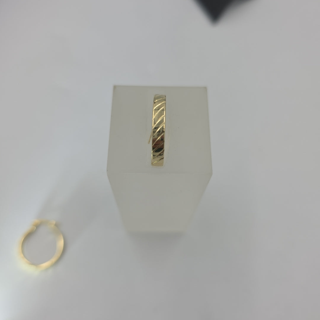 ARETES ARRACADA ASTRIADA 10K 1.8 GR (NUEVO)