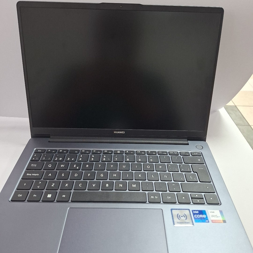LAPTOP HUAWEI MATEBOOK D14 MDG-X (2023) 1 TB SSD 16 GB RAM (SEMINUEVO)