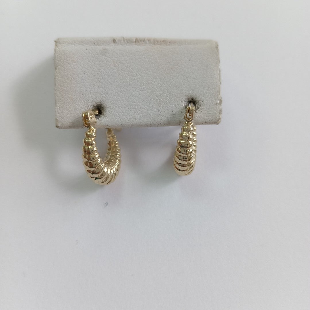 ARETES ARRACADA ESTRIADAS 14K 1.1 GR (NUEVO)