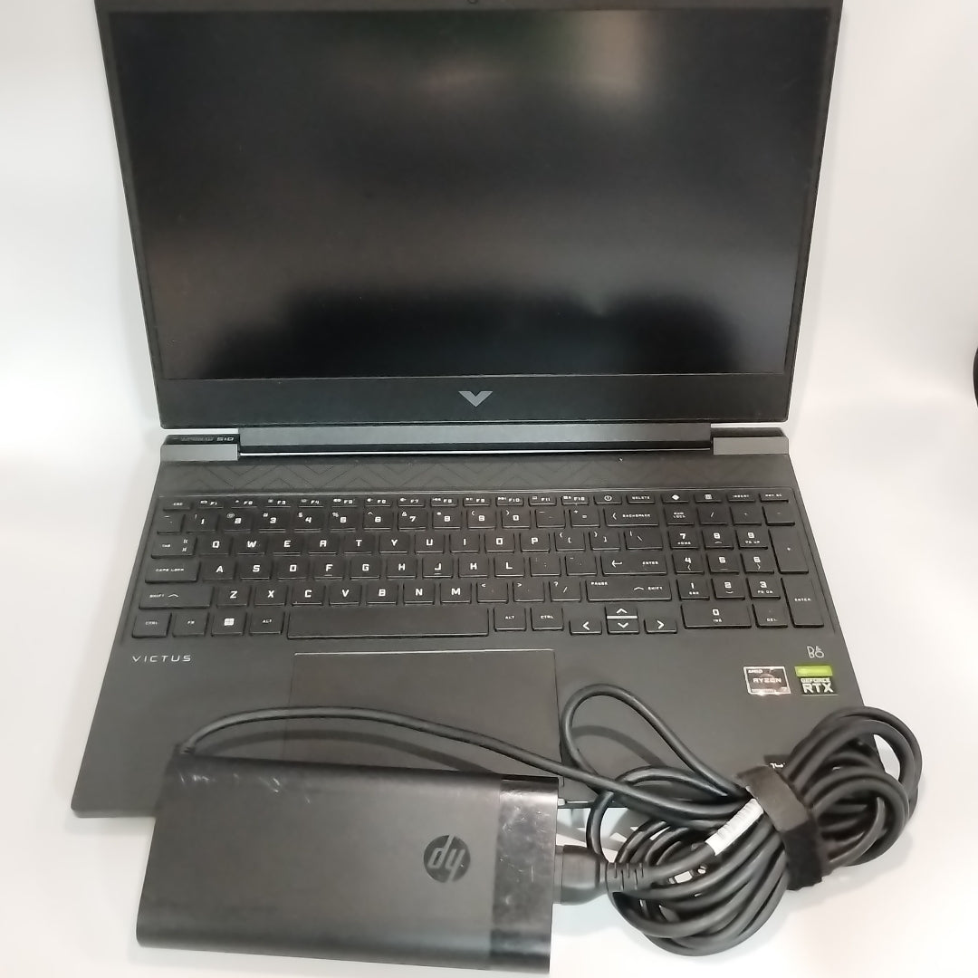 LAPTOP HP VICTUS 15-FB0028NR (2023) 512 GB SSD 16 GB RAM (SEMINUEVO)