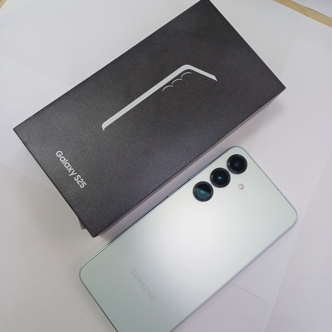 CELULAR SAMSUNG GALAXY S25 SM-S931B (2025) 256 GB 12 GB RAM (SEMINUEVO)
