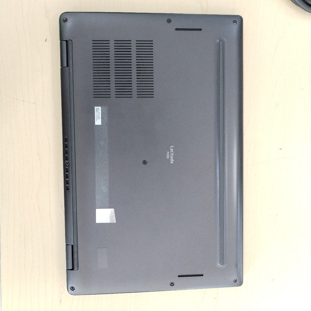 LAPTOP DELL LATITUDE 7430 (2023) 256 GB SSD 16 GB RAM (SEMINUEVO)