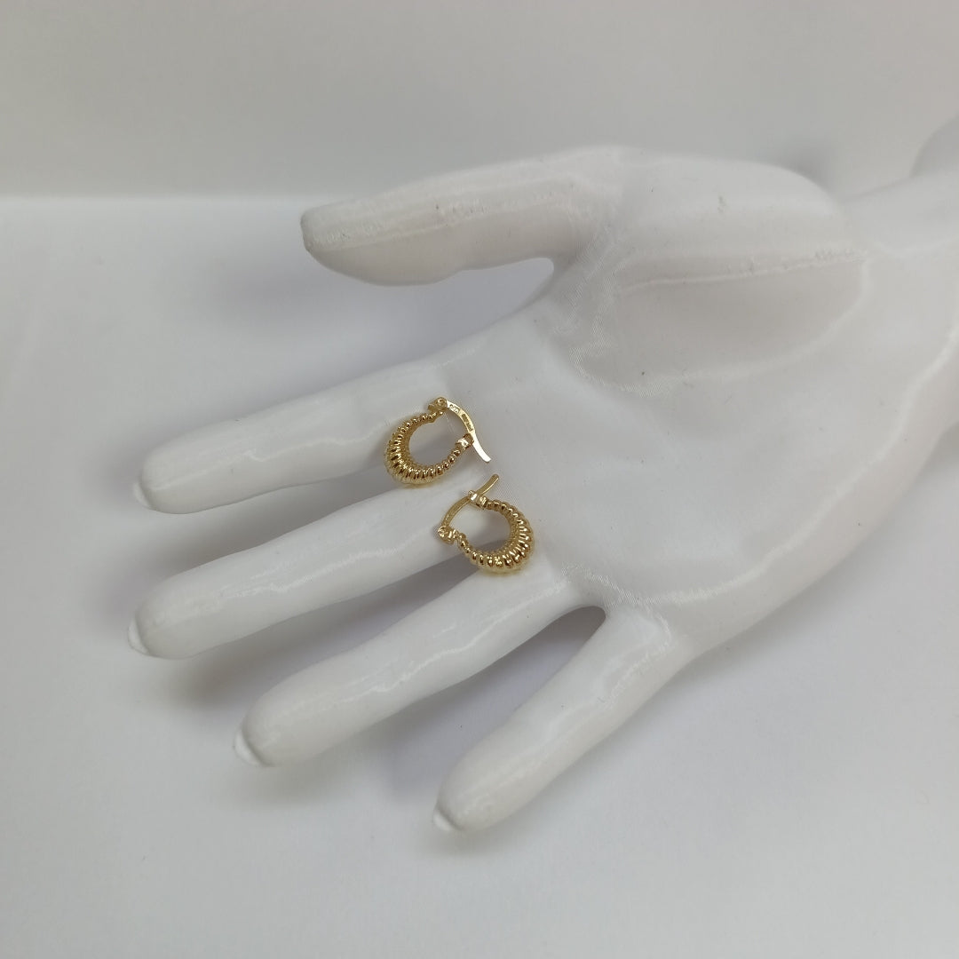 ARETES ARRACADA ESTRIADAS 14K 1.2 GR (NUEVO)