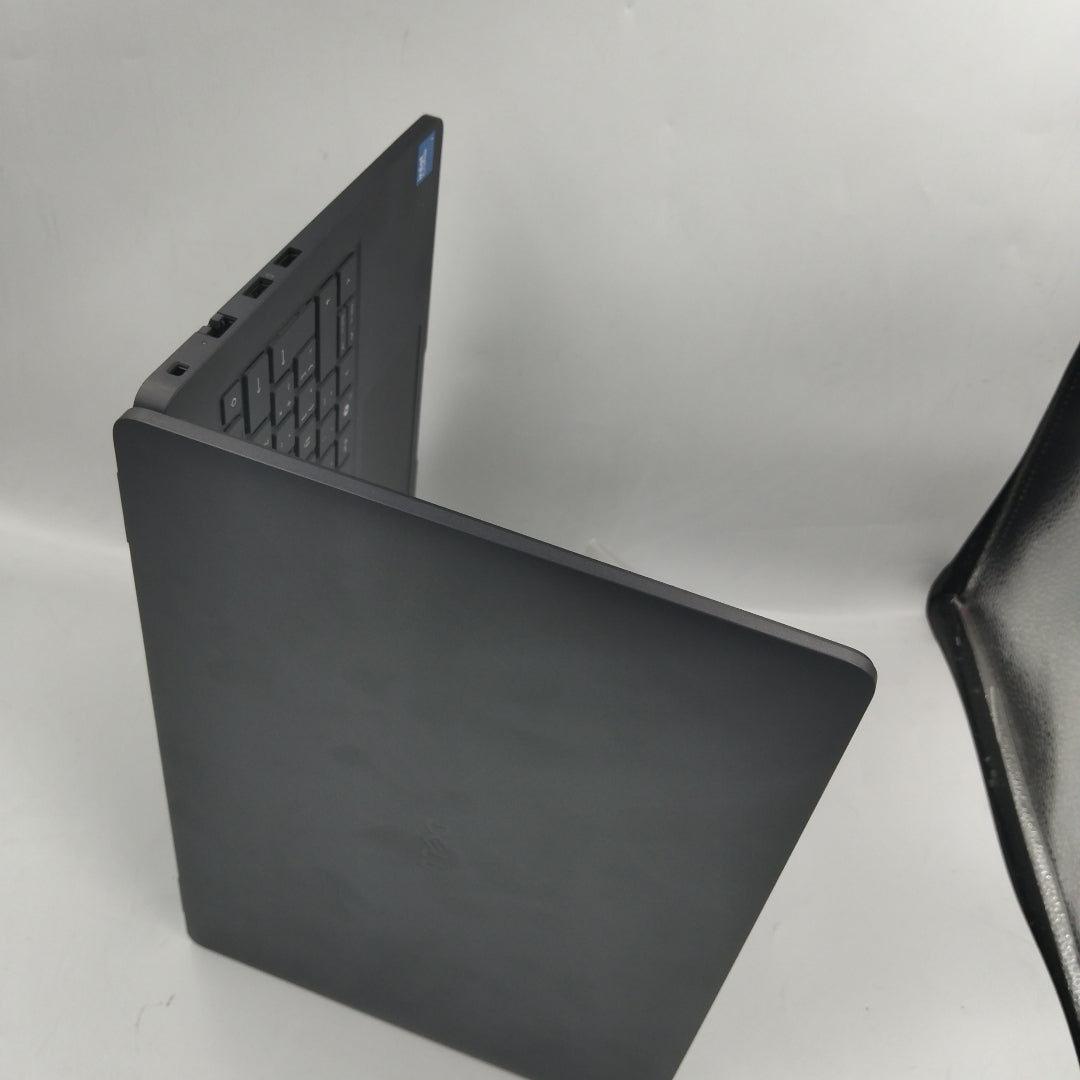 LAPTOP DELL PRO 14 (2025) 512 GB SSD 16 GB RAM (SEMINUEVO)