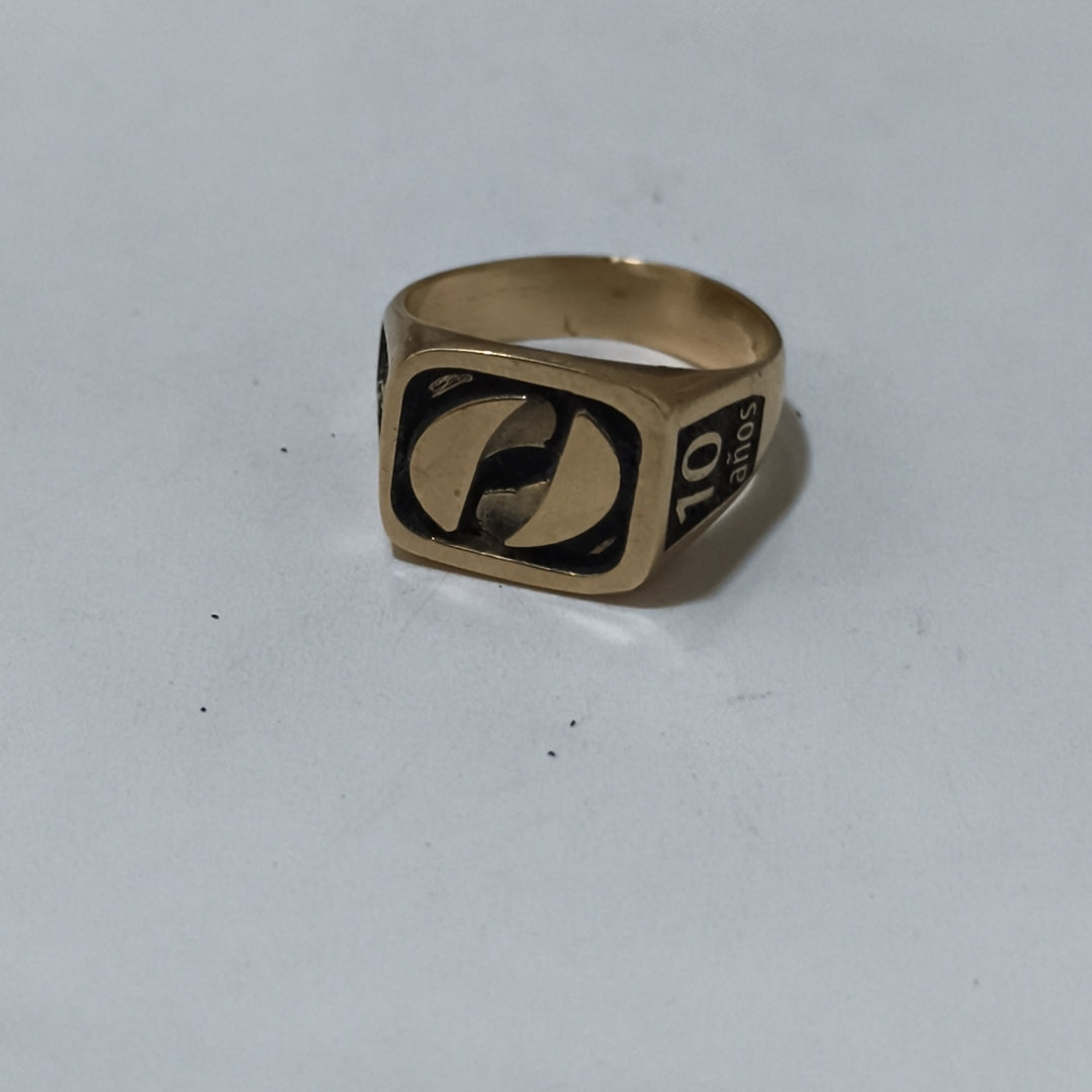 ANILLO CONMEMORATIVO ORO 10 K 11.8 GRMS (SEMINUEVO)
