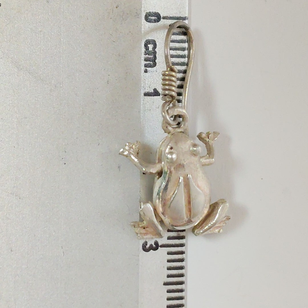ARETES PAR PLATA 4,90 GRMS (SEMINUEVO)