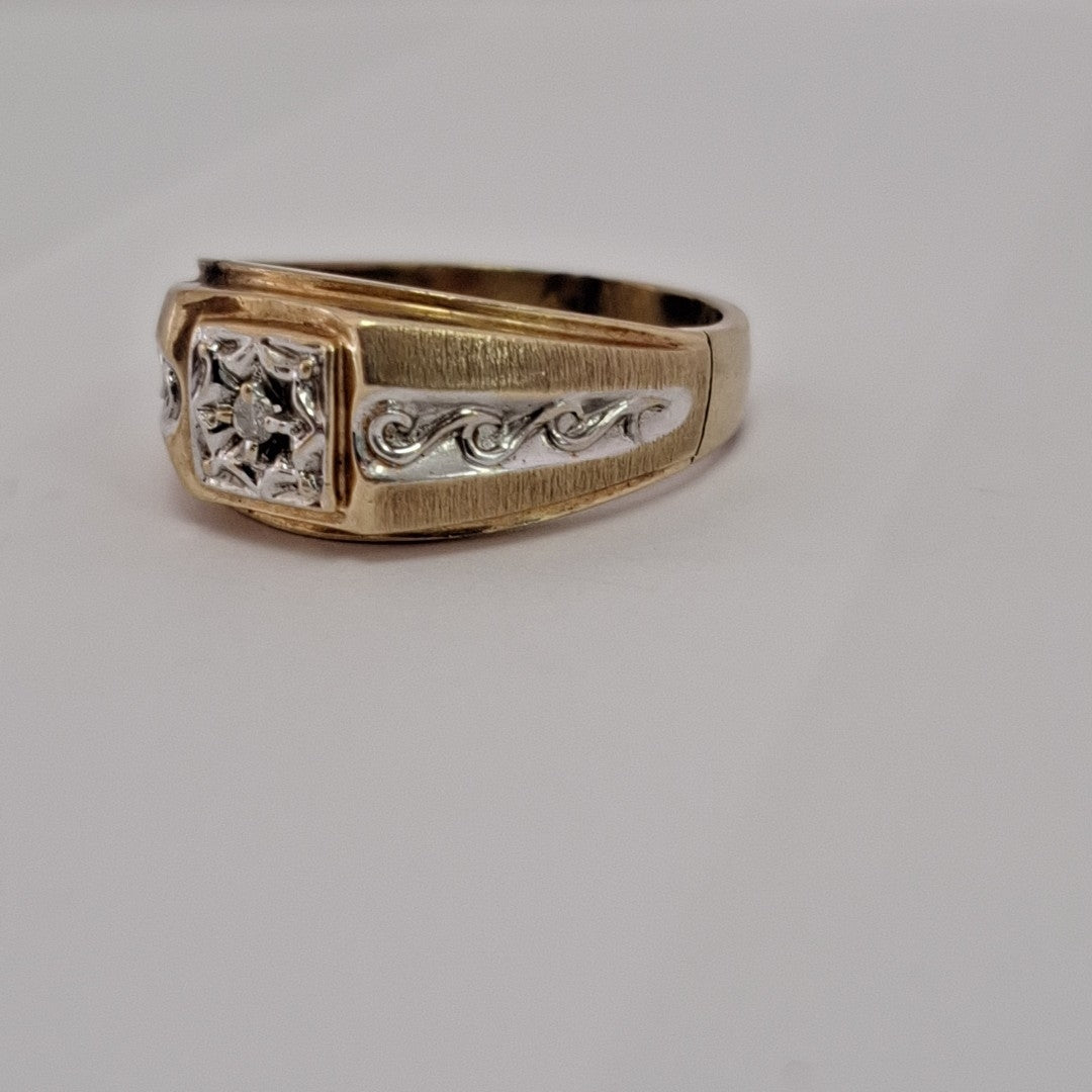 ANILLO ORO 10 K 5.4 GRMS (SEMINUEVO)