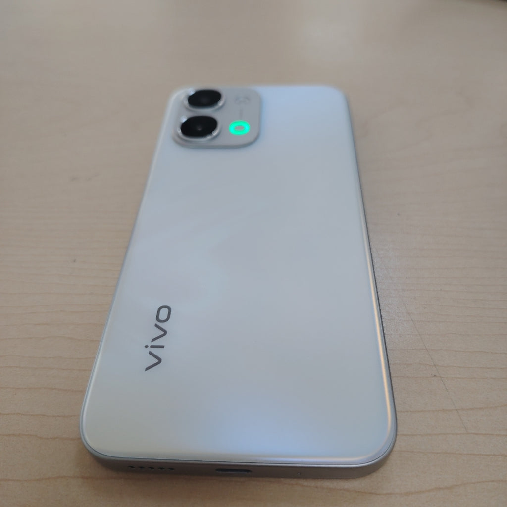 CELULAR VIVO Y31D V2543 (2026) 256 GB 6 GB RAM (SEMINUEVO)