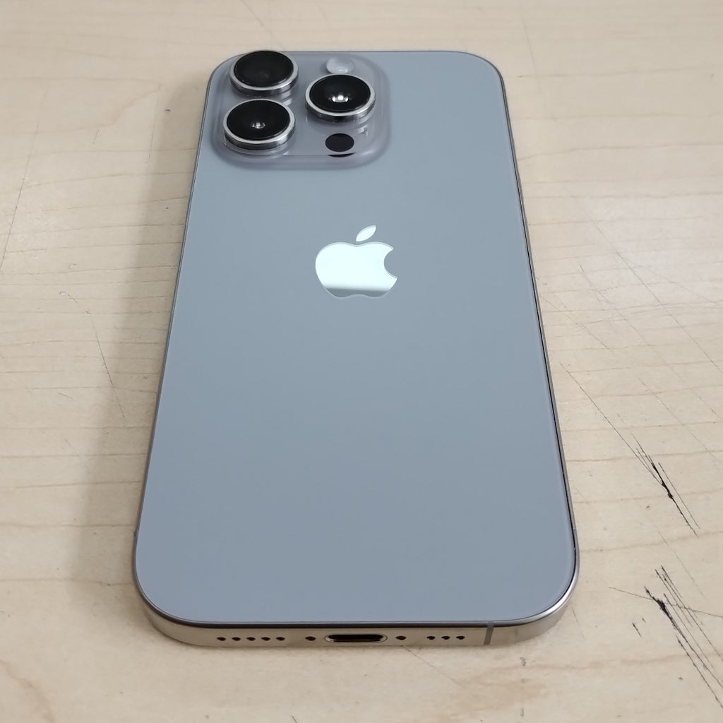 CELULAR APPLE IPHONE 16 PRO A3292 (2024) 256 GB 8 GB RAM (SEMINUEVO)