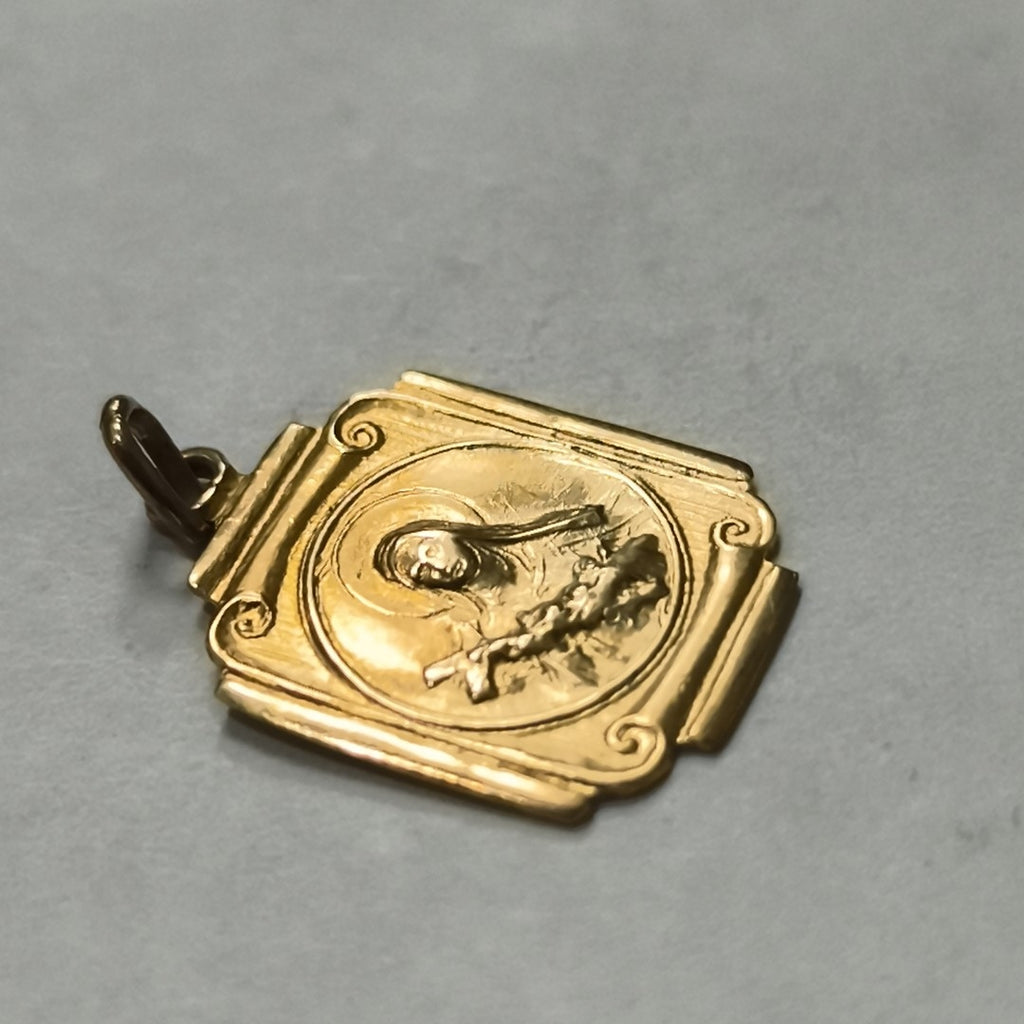 DIJE ORO 10 K 1,10 GRMS (SEMINUEVO)