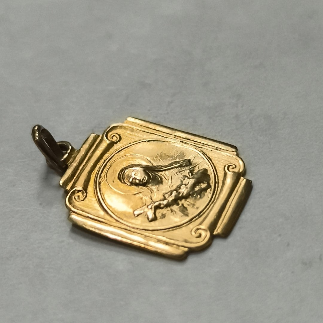 DIJE ORO 10 K 1,10 GRMS (SEMINUEVO)