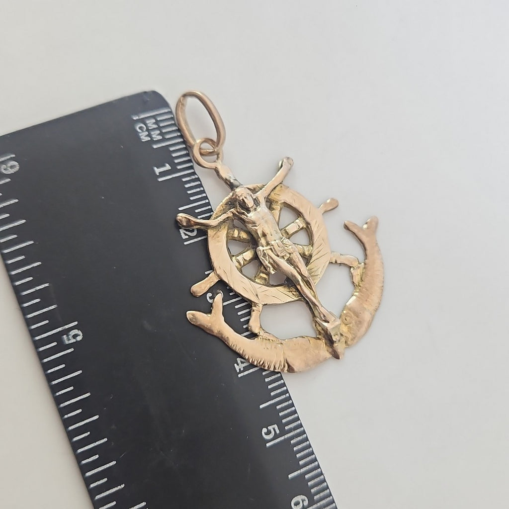 CRISTO EN ANCLA ORO 8 K 4,90 GRMS (SEMINUEVO)