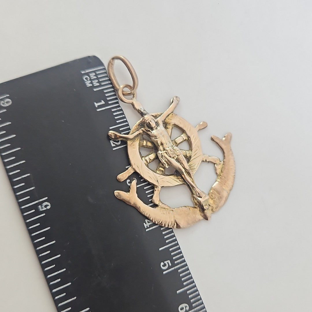 CRISTO EN ANCLA ORO 8 K 4,90 GRMS (SEMINUEVO)